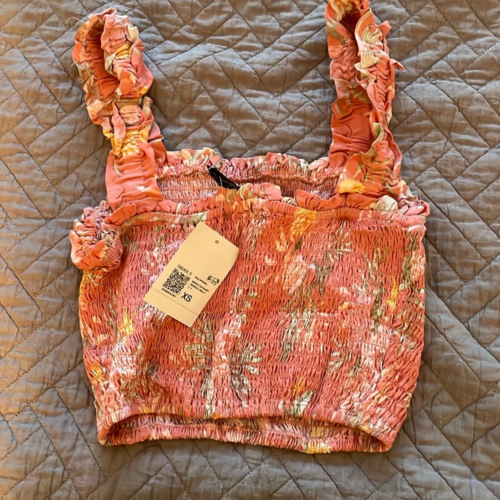 Forever 21 tank